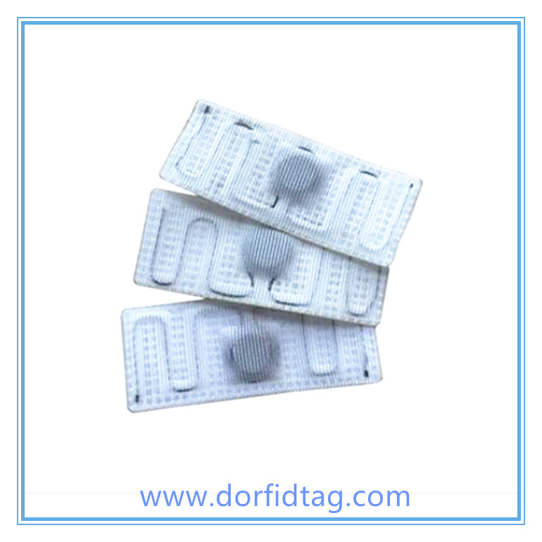 RFID clothes tag RFID for clothes Laundry RFID tags supplier